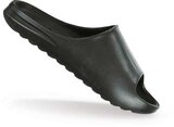 Intersport Châtellerault - Promo CLAQUETTES Promo CLAQUETTES à 14,99 € dans le catalogue Intersport à Châtellerault