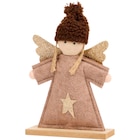 Figurine de Noël en feutre - Action en promo chez Action Figurine de Noël en feutre - Action dans le catalogue Action