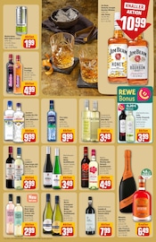 Ähnliche Glühwein Angebote im Prospekt "Dein Markt" von REWE in Frankfurt Ähnliche Angebote wie Glühwein im Prospekt "Dein Markt" auf Seite 17 von REWE in Frankfurt