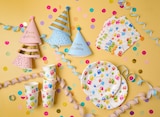 Partyhüte im Woolworth Prospekt Partyhüte im aktuellen Woolworth Prospekt für 0,94 €