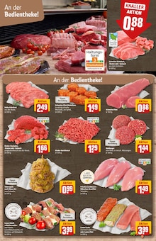 Hähnchen im REWE Prospekt "Dein Markt" mit 40 Seiten (Kiel)