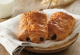Promo Pain au chocolat pur beurre au beurre AOP Charentes-Poitou x2 à 1,49 € dans le catalogue Intermarché Express à Jouy-le-Moutier