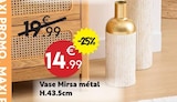 Vase Mirsa métal en promo chez Maxi Bazar Boulogne-Billancourt à 14,99 €