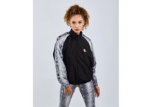 Foot Locker Lorient - Karl Kani Retro - Femme Vestes Zippees Promo Karl Kani Retro - Femme Vestes Zippees dans le catalogue Foot Locker "Foot Locker" à Lorient