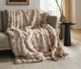 FELLDECKE 'Bubble' von bugatti im aktuellen Möbel Kraft Prospekt