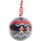 Chaussettes de Noël dans une boule de Noël - Action - Action à Saint-Maur-des-Fossés Chaussettes de Noël dans une boule de Noël - Action en promo chez Action Saint-Maur-des-Fossés à 2,38 €