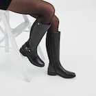 Bottes cavalières avec boucles en cuir noir femme à La Halle dans Le Petit Appeville