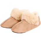 Promo Chaussons à 2,99 € dans le catalogue Action à Dourdan