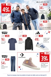 Offre Jean Homme dans le catalogue Intersport du moment à la page 4