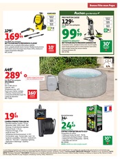 Promos Smartphone dans le catalogue "OFFRES DU MOMENT" de Auchan Hypermarché Smartphone en promo dans le catalogue Auchan Hypermarché à la page 37