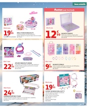 Promos Boîte De Rangement dans le catalogue "EMBARQUEZ POUR LE PAYS DES JOUETS" de Auchan Hypermarché Boîte De Rangement en promo dans le catalogue Auchan Hypermarché à la page 35