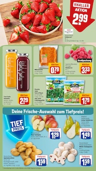 Getränke im REWE Prospekt "Dein Markt" mit 22 Seiten (Neuss)