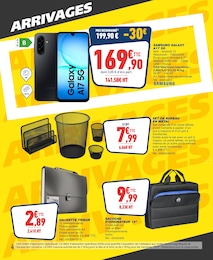 Offre Téléphone Portable dans le catalogue Bureau Vallée du moment à la page 4