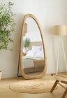 Miroir sur pied Stan bois - Maxi Bazar Miroir sur pied Stan bois à 149,99 € dans le catalogue Maxi Bazar