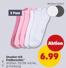 Sneaker mit Frotteesohle  im aktuellen Penny Prospekt für 6,99 €