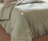 Promo Parure housse de couette + 1 taie d'oreiller gaze de coton à 19,99 € dans le catalogue Intermarché Super à Le Soler