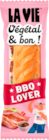 SANDWICH VÉGÉTAL BAGUETTE BBQ LOVER LA VIE - LA VIE dans le catalogue Auchan Hypermarché