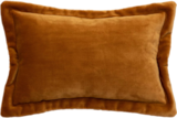 Coussin Cuddly flanelle 550g à 9,99 € dans le catalogue Maxi Bazar