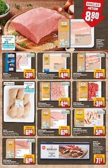 Huhn im REWE Prospekt "Dein Markt" mit 34 Seiten (München)