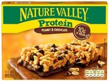 Protein Riegel Peanut & Chocolate im REWE Prospekt Protein Riegel Peanut & Chocolate von Nature Valley im aktuellen REWE Prospekt für 2,49 €