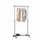 Portant simple avec étagère - Castorama à Créteil Portant simple avec étagère en promo chez Castorama Créteil à 12,90 €