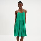 Robe fluide à volants fines bretelles vert canard femme - La Halle Robe fluide à volants fines bretelles vert canard femme à 15,99 € dans le catalogue La Halle