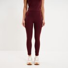 Legging de sport taille haute violet foncé femme - La Halle Legging de sport taille haute violet foncé femme à 25,99 € dans le catalogue La Halle