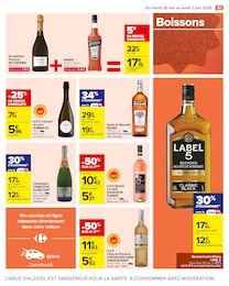 Offre Vin dans le catalogue Carrefour du moment à la page 63