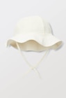 Promo Cloche en gaze de coton à 4,99 € dans le catalogue Monoprix Margaret ""