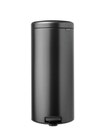 Poubelle à pédale coloris noir Brabantia NewIcon 30 L - Brabantia en promo chez Castorama Saint-Nazaire à 52,90 €