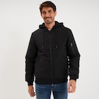 Veste bomber déperlante capuche amovible noir homme - La Halle à Montreuil Veste bomber déperlante capuche amovible noir homme en promo chez La Halle Montreuil à 24,99 €