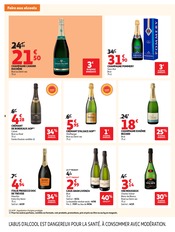 Promos Champagne dans le catalogue "OFFRES DU MOMENT" de Auchan Hypermarché Champagne en promo dans le catalogue Auchan Hypermarché à la page 8