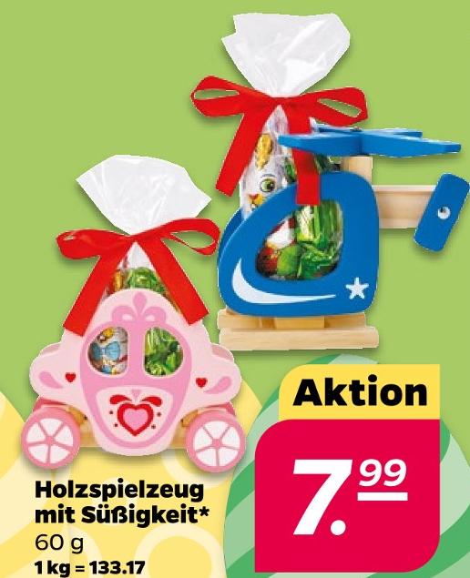 Holzspielzeug mit Süßigkeit