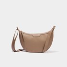 Sac banane zippée taupe femme - La Halle Sac banane zippée taupe femme à 19,99 € dans le catalogue La Halle