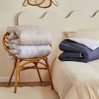 Couette basic imprimée dans le catalogue Carrefour