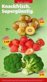 Erdbeeren im Penny Prospekt in Kaufbeuren Aktueller Penny Prospekt mit Erdbeeren, "Wer günstig will, muss Penny.", Seite 6