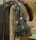 Plaid en promo chez Maisons du Monde Plaid dans le catalogue Maisons du Monde