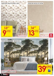 Offre Papier Peint dans le catalogue Décor Discount du moment à la page 6