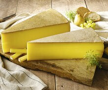 Comté 8 mois d’affinage - Géant Casino à Angers Comté 8 mois d’affinage en promo chez Géant Casino Angers à 14,90 €