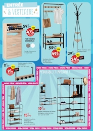 Offre Meuble Chaussures dans le catalogue Maxi Bazar du moment à la page 9