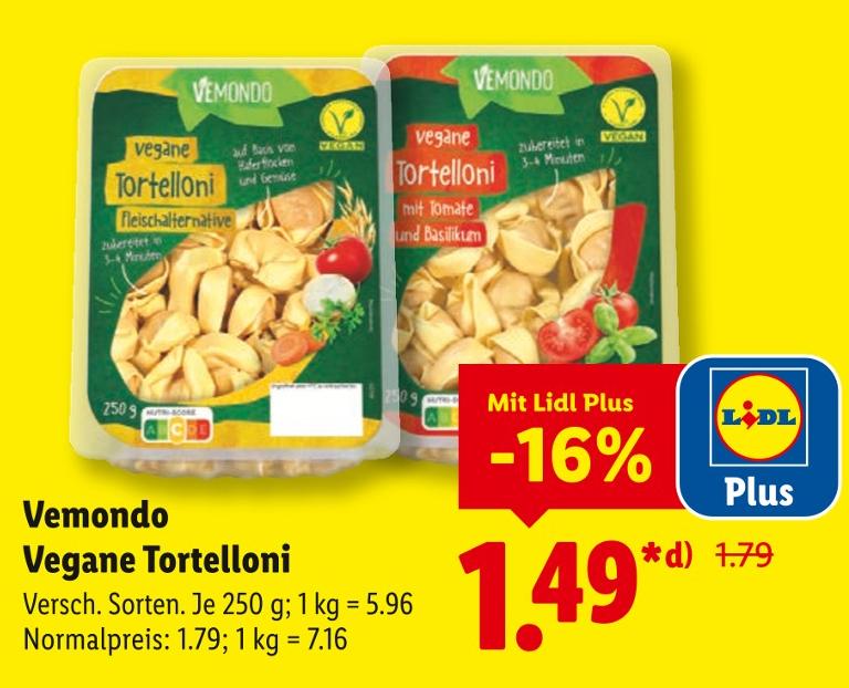 Vegane Tortelloni mit Tomate und Basilikum