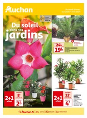 Prospectus Auchan Hypermarché à Nantes, "Du soleil dans nos jardins", 16 pages de promos valables du 19/03/2024 au 01/04/2024