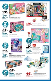 Promos Maquillage dans le catalogue "EN ROUTE POUR LES PRIX BAS de Noël" de Hyper U Maquillage en promo dans le catalogue Hyper U à la page 57