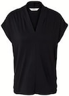 Blusenshirt mit V-Ausschnitt im Tchibo im Supermarkt Prospekt Blusenshirt mit V-Ausschnitt von im aktuellen Tchibo im Supermarkt Prospekt für 14,99 €