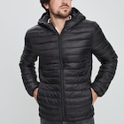 Doudoune légère déperlante à capuche noir homme en promo chez La Halle Saint-Maur-des-Fossés à 29,99 €