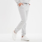 Pantalon jogging droit molleton gris clair femme - La Halle à Villeurbanne Pantalon jogging droit molleton gris clair femme en promo chez La Halle Villeurbanne à 15,99 €