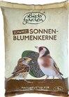 Schwarze Sonnenblumenkerne Angebote von Bird's Garden bei Zimmermann Oldenburg für 1,79 €