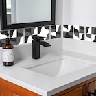 Pack de 9 stickers pour carrelage motif art déco seventies blanc, gris et noir 10 cm x 10 cm - Plage dans le catalogue Décor Discount