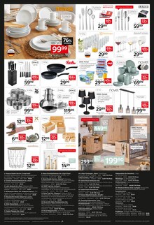 Kleiderschrank im XXXLutz Möbelhäuser Prospekt "BLACK SHOPPING WEEK" mit 20 Seiten (Fürth)