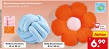 Aktuelles Blumenkissen oder Knotenkissen Angebot bei Netto Marken-Discount in Münster ab 6,99 €